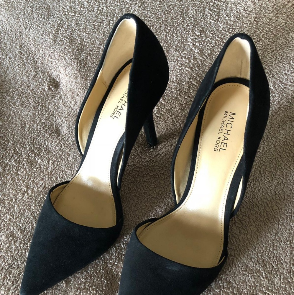 Michael Kors Black Pumps